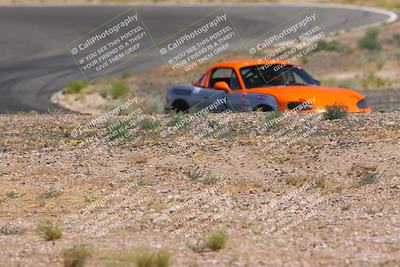 media/Jun-01-2025-CalClub SCCA (Sun) [[eae223c5dd]]/Group 5/Qualifying/